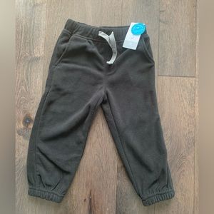 Brand new 2T fleece pants with functional drawstring from Carter’s